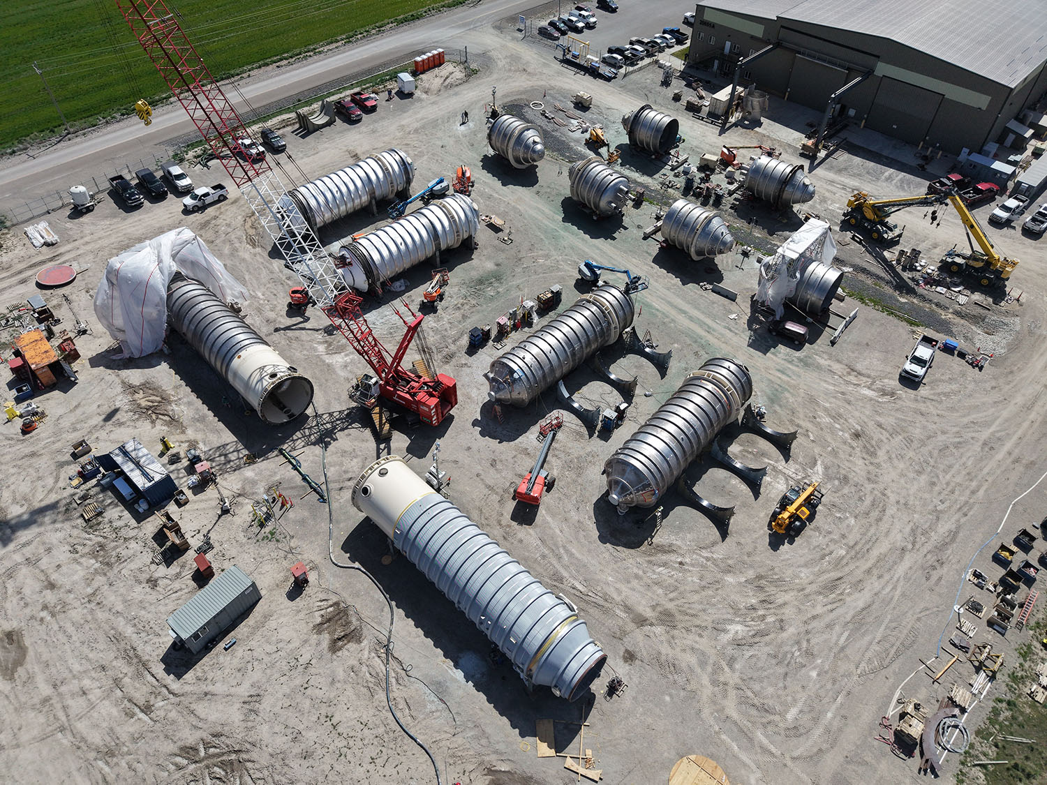 Liquid carbonate crystallizers are being assembled at Great Basin Industrial in Utah for the Thacker Pass lithium project in Nevada.