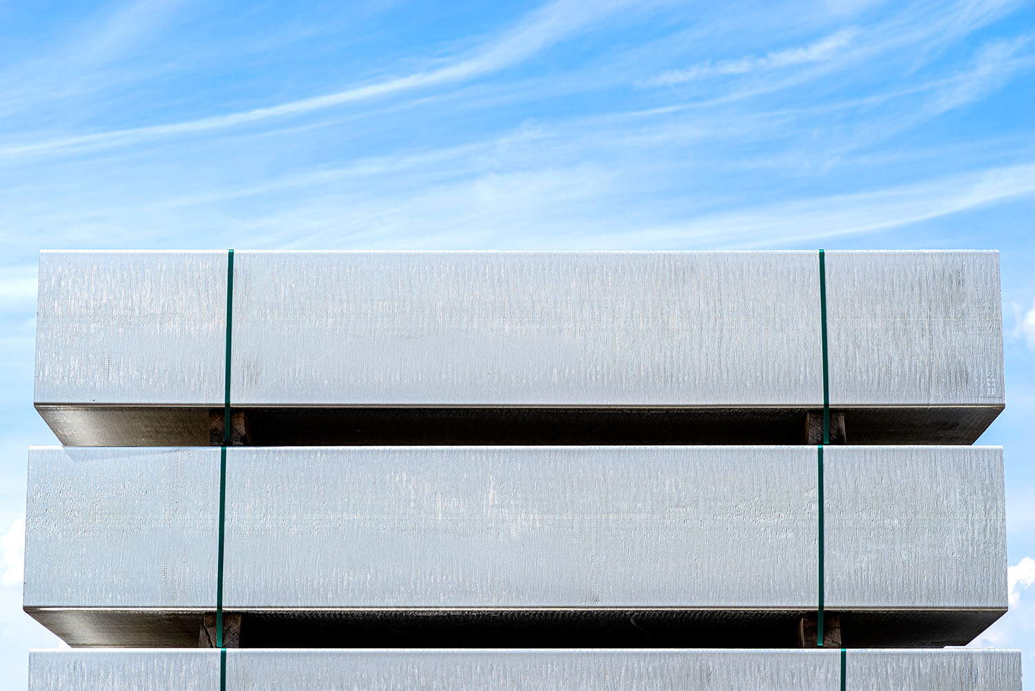 Rio Tinto has started commissioning the US$1.5 billion AP60 expansion at Complexe Arvida in Quebec, adding low-carbon primary aluminium capacity for North American customers.
